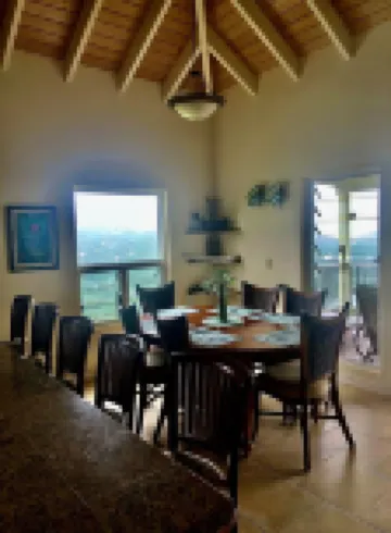 Coconut Breeze Villa: Mesmerizing Views, Cooling Tradewinds; Full A/C; Generator