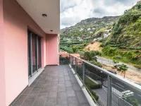 Luxury house, Fully equipped, Private parking, Good access roads. Hotels in Ponta do Sol