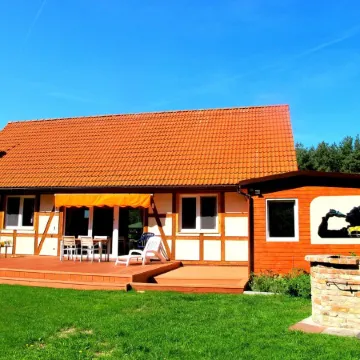 Close to the water, sauna, fireplace, fenced property, for dogs and families Отели в г. Полицкий повят