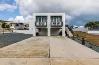 Parguera Paradise, Luxury Modern Beach House!