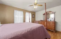 House with fenced yard and easy access to I-70 Hotels in Heath