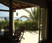 Charming Villa by the sea