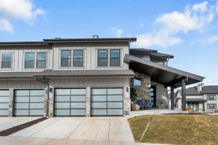 New East Deer Valley 1Min Away, Luxury 4Br Twin House,Hot Tub,  Park City 10 Min