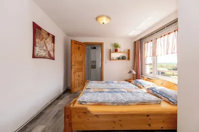 Gemütlich 2-zimmer-fewo mit Gartenterrasse im Herzen von Rerik!