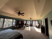 Pine Hills Resort and Horse Stables Hotels in Fall River County