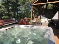 Misty Haven Main House Hotels in Saanich