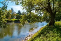 Newly  renovated spacious apartment overlooking Greene NY