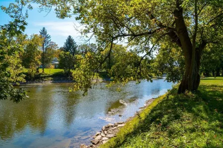 Newly  renovated spacious apartment overlooking Greene NY