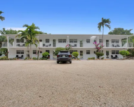 แอตแลนติค เบย์ รีสอร์ท โรงแรมในTavernier