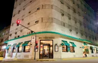 Hotel Premier โรงแรมใน