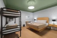 HI Halifax Heritage House Hostel Hotels in 