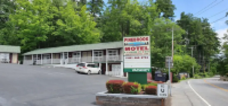 松樹溪汽車旅館