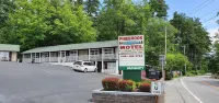 Pinebrook Motel