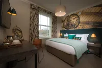 Harper's Steakhouse with Rooms, Haslemere Hotels in 