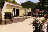 Bella Villa - Apartemen