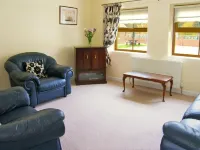 Drummer Cottage Hotels in Loftus