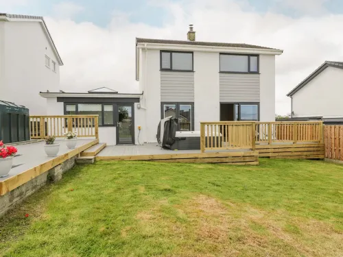 Melody Hotels in Amlwch