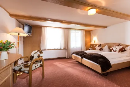 Hotel Oberland Отели рядом с достопримечательностью «Murrenbachfall»