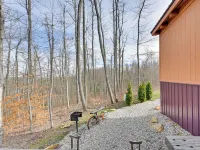 Hot Tub + Fire Pit: Frenchburg Cabin on 1 Acre Hotels in Menifee County