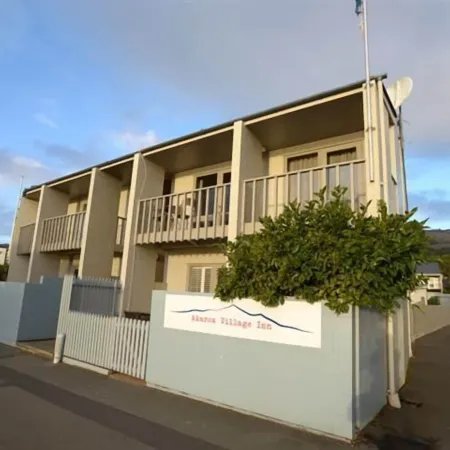 Akaroa Village Inn