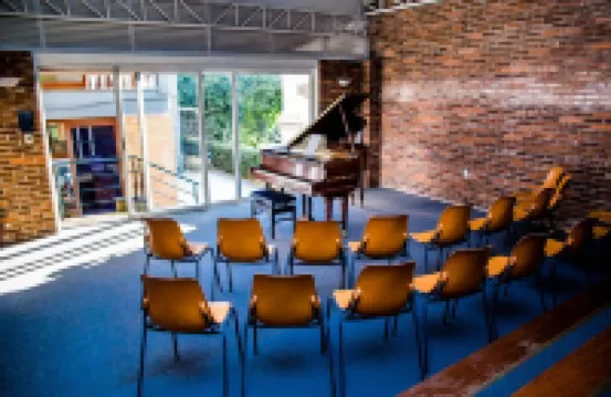 Piano B&B + Coworking