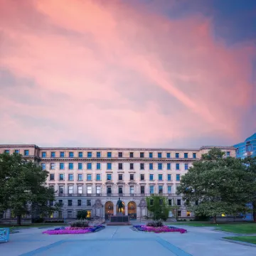 Drury Plaza Hotel Cleveland Downtown Hotels in der Nähe von Cleveland Browns Stadion