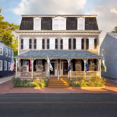 Flag House Inn Hotels near William Paca Garden