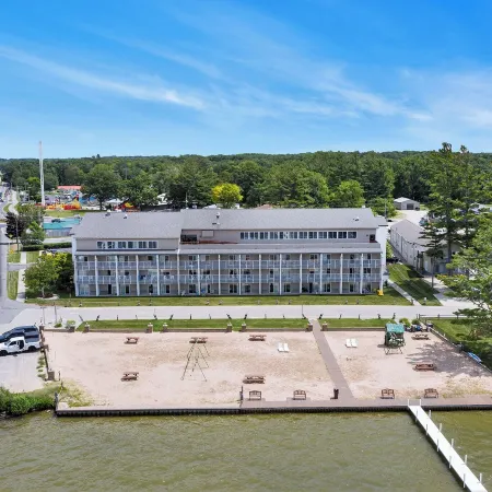 Dunes Waterfront Resort