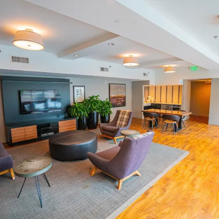 Downtown 2Br Apartment Near Convention Center 2 Bedroom Apts by RedAwning