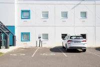 Kyriad ECO - Nevers Nord Varennes Vauzelles - parking