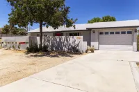 Your Home Sweet Home in Joshua Tree 2 Bedroom Home by RedAwning Các khách sạn ở Yucca Valley