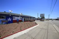 Shamrock Country Inn Hotels in Shamrock