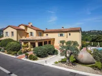 Hotel Marc-Hely Hotel di La Colle-sur-Loup