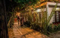 Hotel Madreselva Hotels near TIENDA ESOTERICA DE AMOR