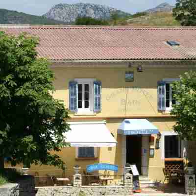 Logis Grand Hôtel Bain Hotel Exterior