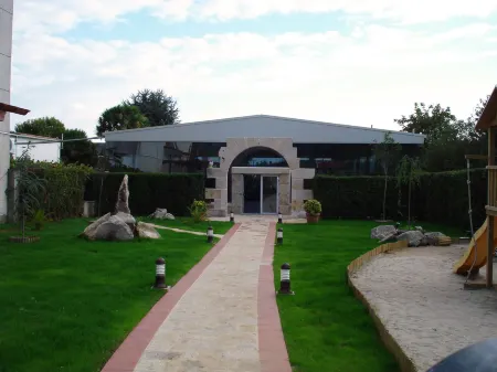 Hotel Sena Отели в г. Кальдас