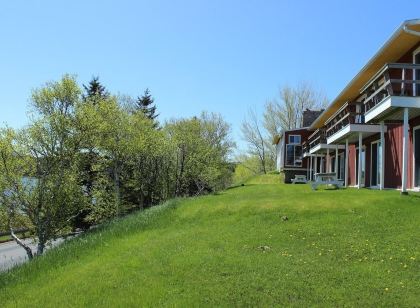 Duck Cove Inn