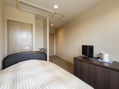 バス付きシングル、山の景色 いこいの村 はりまの写真