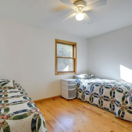 Benton Home on 50 Acres w/ Private Deck & Views!