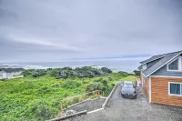 Yachats Gem w/ Private Beach Access, Views - Pet friendly