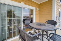 Idyllic New Buffalo Condo Walk to Beach and Shops! - 3-Star