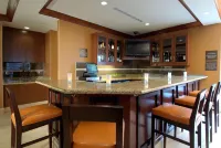 Hilton Garden Inn Rockford - bar