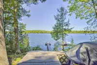Pet-Friendly Ellsworth Cottage on Branch Lake - Parkplatz
