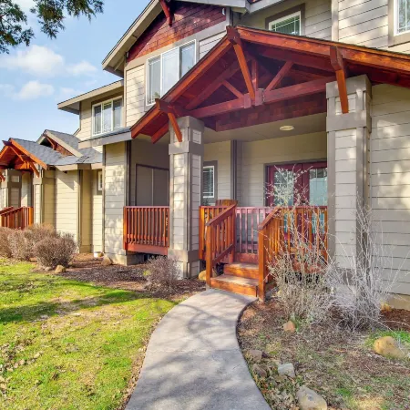 Pool & Hot Tub Access! Running Y Retreat w/ Deck