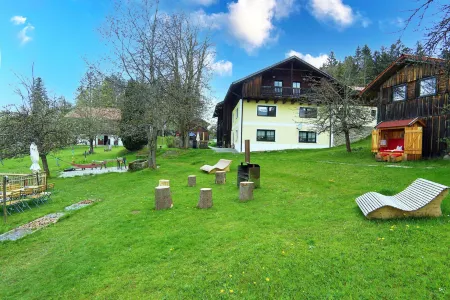 Feriengut Zum Fürst n Отели в г. Графенау