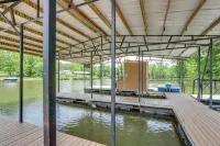 'Lazy RS Lakehouse' w/ Hot Tub & Dock in Warsaw! - 3-Sterne