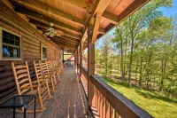 Trenton Cabin w/ Hot Tub - 14 Mi to Lookout Mtn! - 3-Star