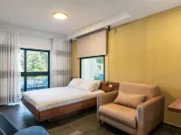 Domus Carmel Hotel Hotel dekat Pantai Carmel