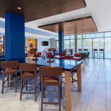 Holiday Inn Express & Suites CHICO by IHG