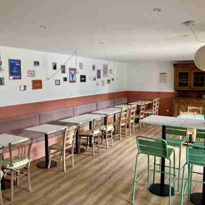 Hôtel Les Voisins Beaucemaine | Saint-Brieuc Dining/Meeting Rooms